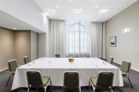 Adina Apartment Hotel Sydney Central - Accommodation Main Beach 15