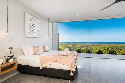 Sundays At Byron - Accommodation Main Beach 42