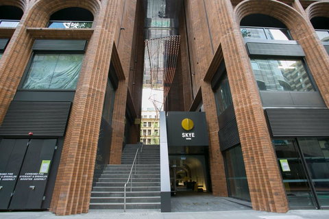 Newly Settled Three Bedrooms Apartment In CBD - Accommodation Main Beach 5