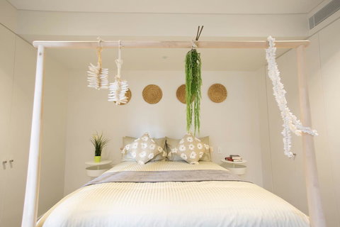 Newly Settled Three Bedrooms Apartment In CBD - Accommodation Main Beach 10