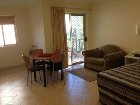 Bel Mondo Apartments - Accommodation Main Beach 14