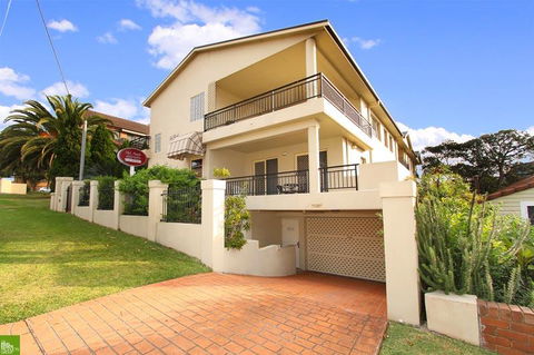 Bel Mondo Apartments - Accommodation Main Beach 16