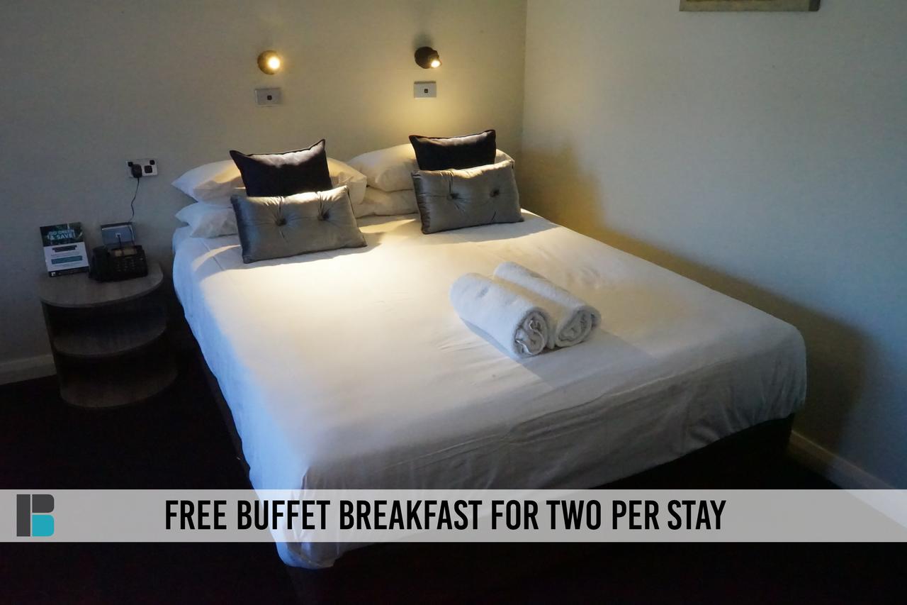 Bathurst NSW Accommodation Main Beach