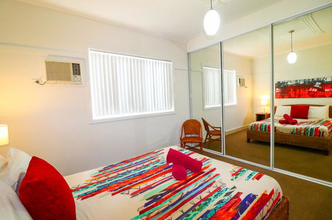 Interlude At Belmont - Accommodation Main Beach 10