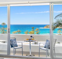 Relaxed beachside living - Accommodation Main Beach