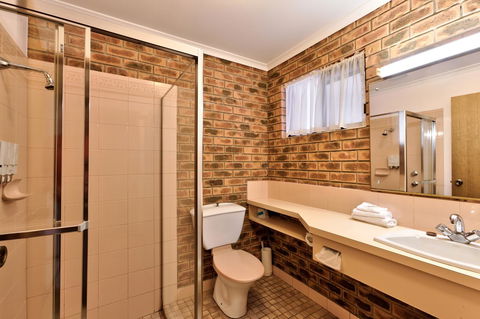 Hume Country Motor Inn - Accommodation Main Beach 34