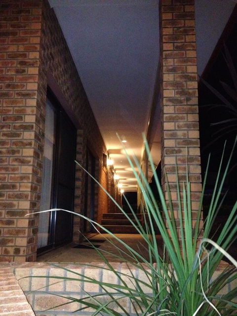 Hume Country Motor Inn - Accommodation Main Beach 24