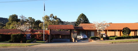 Hume Country Motor Inn - Accommodation Main Beach 11