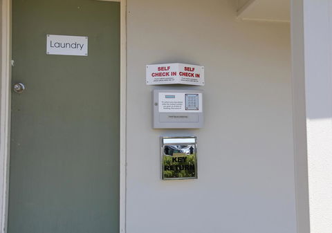 Tumut Apartments - Accommodation Main Beach 1