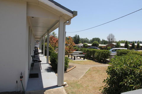Tumut Apartments - Accommodation Main Beach 12