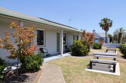 Tumut Apartments - Accommodation Main Beach 16