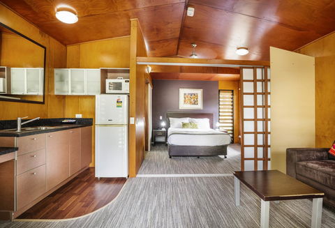 Mercure Darwin Airport Resort - Accommodation Main Beach 3