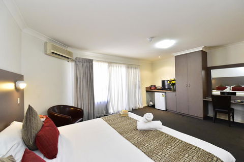 Diplomat Hotel Alice Springs - Accommodation Main Beach 29