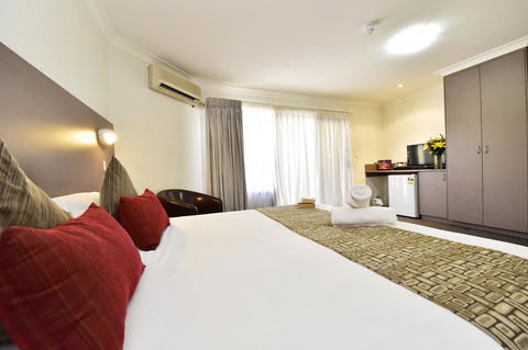 Diplomat Hotel Alice Springs - Accommodation Main Beach 30