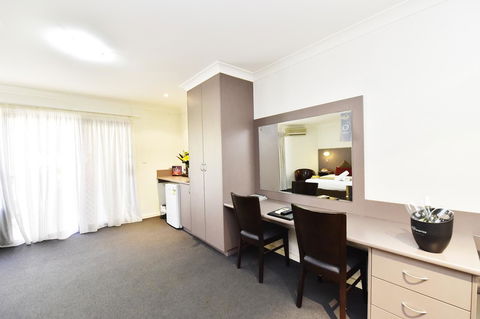 Diplomat Hotel Alice Springs - Accommodation Main Beach 31