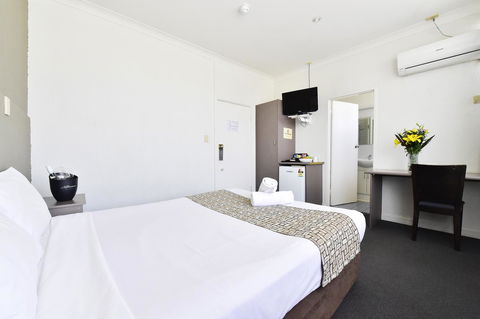 Diplomat Hotel Alice Springs - Accommodation Main Beach 38