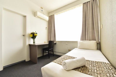 Diplomat Hotel Alice Springs - Accommodation Main Beach 33