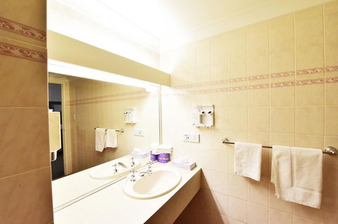 Diplomat Hotel Alice Springs - Accommodation Main Beach 27