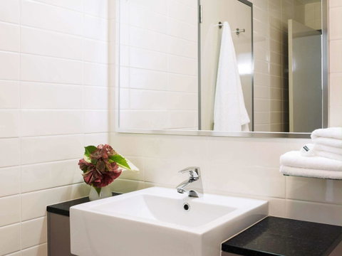 Novotel Darwin Airport - Accommodation Main Beach 25