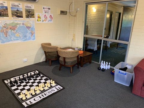 Pine Tree Motel - Accommodation Main Beach 16