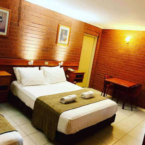 Pine Tree Motel - Accommodation Main Beach 28