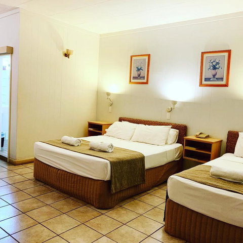 Pine Tree Motel - Accommodation Main Beach 24