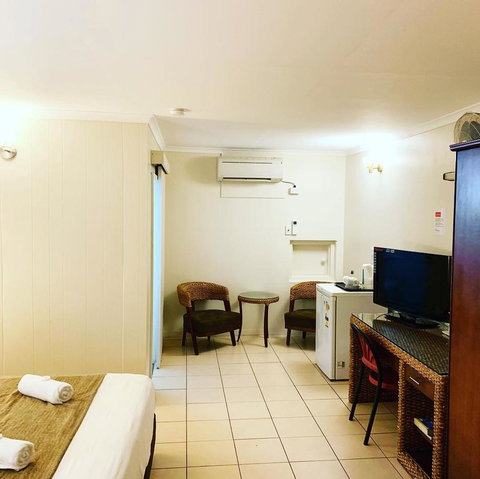 Pine Tree Motel - Accommodation Main Beach 34