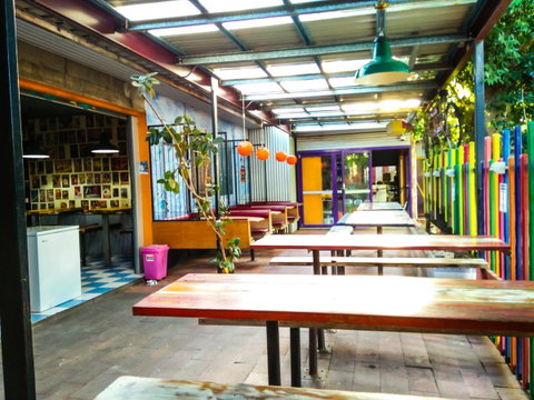 Jump Inn Alice Budget Accommodation - Accommodation Main Beach 5