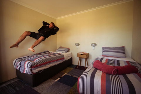 Jump Inn Alice Budget Accommodation - Accommodation Main Beach 37