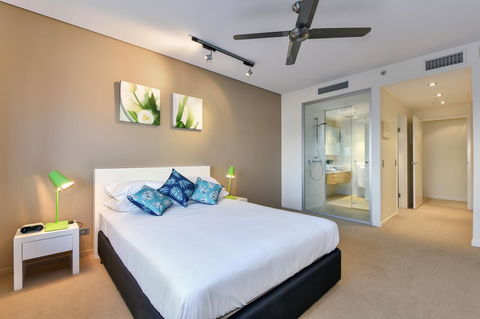 Astra Apartments Darwin - Accommodation Main Beach 4