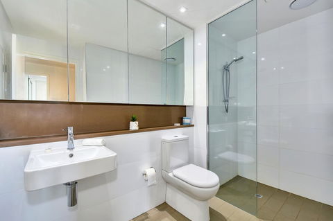 Astra Apartments Darwin - Accommodation Main Beach 11