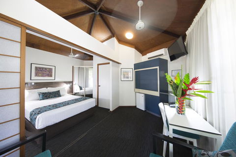 Palms City Resort - Accommodation Main Beach 40