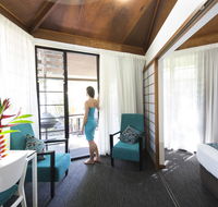 Palms City Resort - Accommodation Main Beach