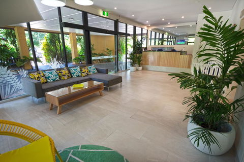 Palms City Resort - Accommodation Main Beach 22