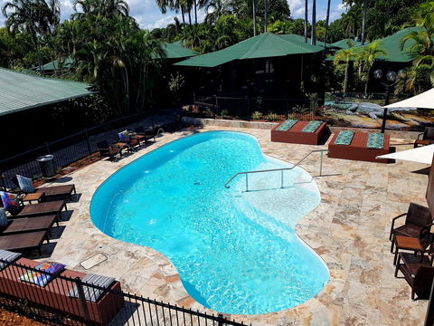 Palms City Resort - Accommodation Main Beach 2