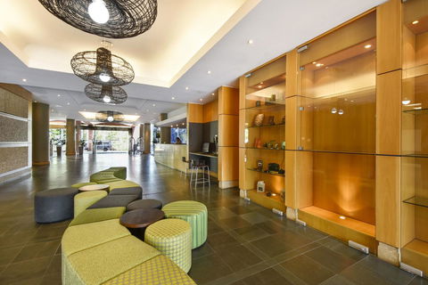 Mantra On The Esplanade - Accommodation Main Beach 35