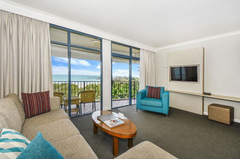 Mantra On The Esplanade - Accommodation Main Beach 23