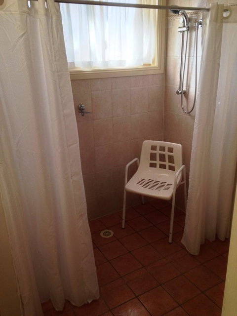 Beaches Serviced Apartments - Accommodation Main Beach 35