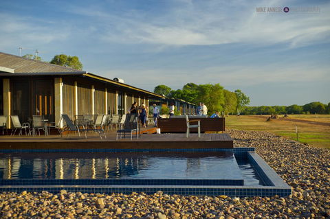 Wildman Wilderness Lodge - Accommodation Main Beach 2