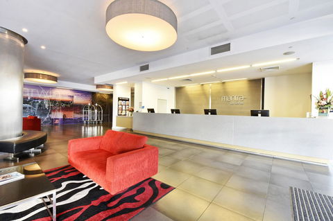Mantra Pandanas - Accommodation Main Beach 36