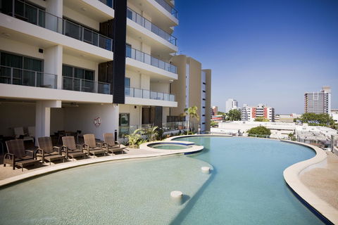 Mantra Pandanas - Accommodation Main Beach 30