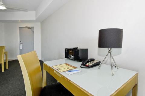 Mantra Pandanas - Accommodation Main Beach 21