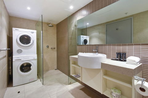 Mantra Pandanas - Accommodation Main Beach 19