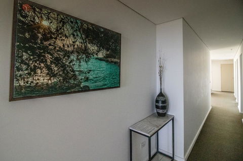 ZEN BY THE WATER - Esplanade Darwin Retreat - Accommodation Main Beach 37