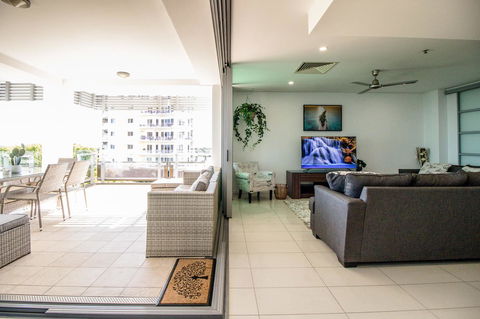 ZEN BY THE WATER - Esplanade Darwin Retreat - Accommodation Main Beach 40
