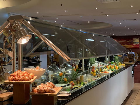 DoubleTree By Hilton Esplanade Darwin - Accommodation Main Beach 3