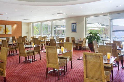 DoubleTree By Hilton Esplanade Darwin - Accommodation Main Beach 29