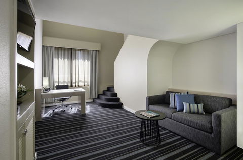 DoubleTree By Hilton Esplanade Darwin - Accommodation Main Beach 24