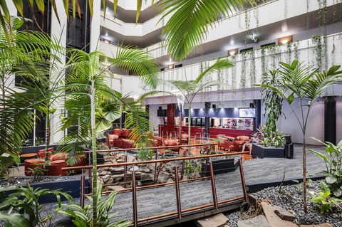 Novotel Darwin CBD - Accommodation Main Beach 2