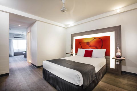 Novotel Darwin CBD - Accommodation Main Beach 19